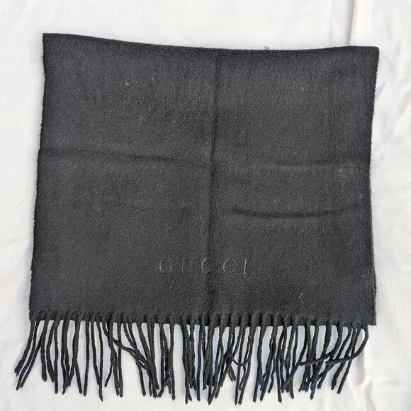 Gucci Authentic Scarf Black 100% Cashmere Unisex Scarf Made in Italy. - Picture 4 of 8